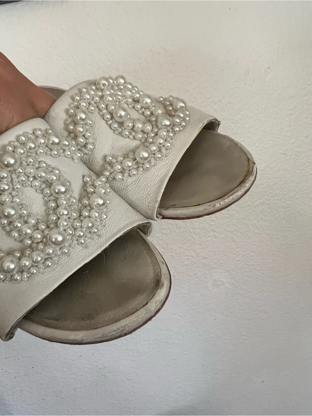 CHANEL Ivory White Pearl Embellished Leather Sandals Slides UE Size 35 C